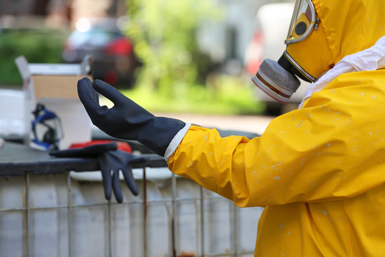 3 Signs You Must Call a Professional Biohazard Cleanup Company