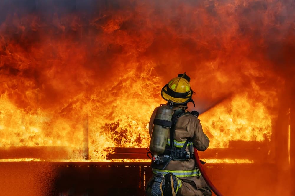 Advantages of Using Fire Damage Restoration Services