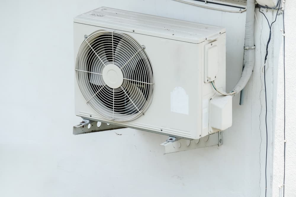 How Cleaning Your Air Ducts Keeps Your Home Clean