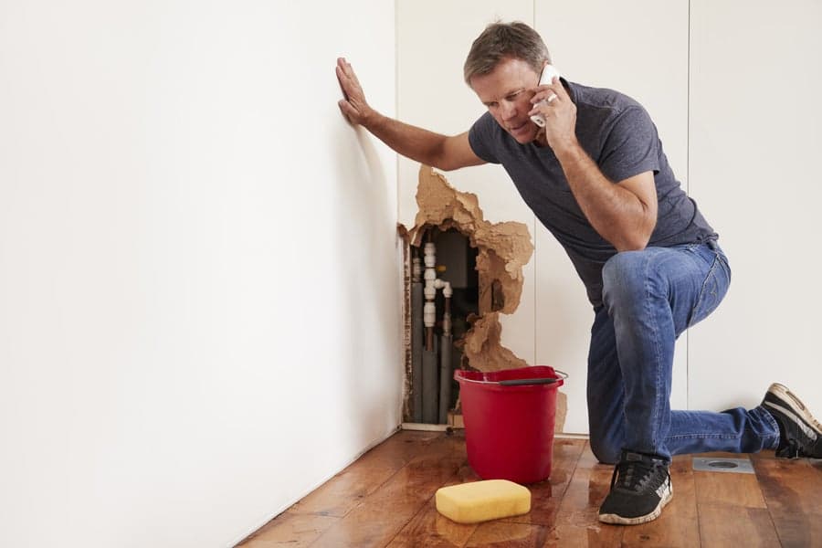 Reasons Why It’s Vital to Remove Water Quickly after a Leak
