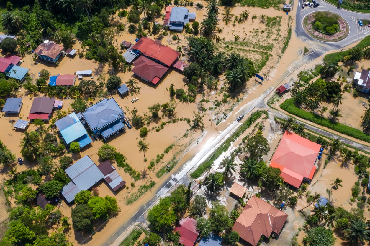 What Homeowners Must Do Before Entering Flood-Damaged Homes