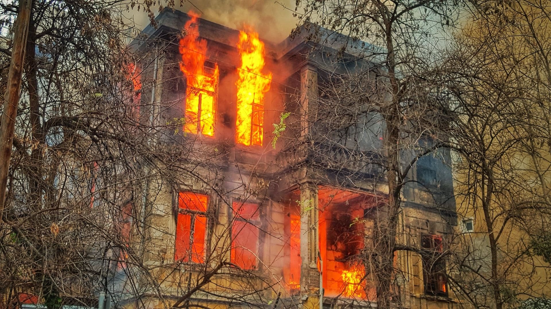What to Know About Undergoing Fire Damage Restoration