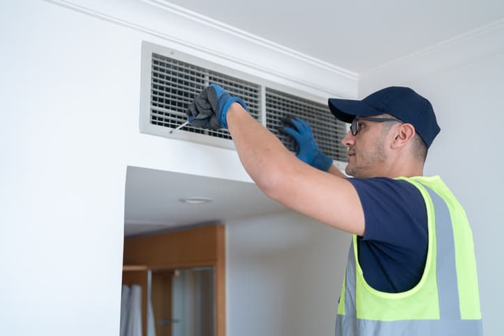 Why Should You Have Air Duct Cleaning Services Before Moving In?